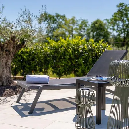 Karbula By Guide Villa