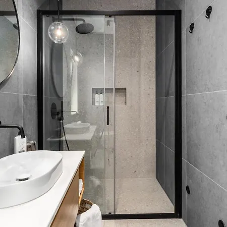 Karbula By Guide ヴィラ ポレッチ