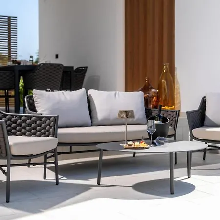 ヴィラ Karbula By Guide