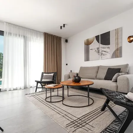 别墅 Karbula By Guide 波雷奇