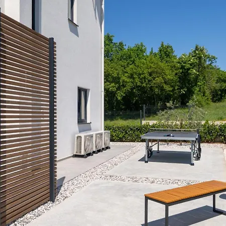 Karbula By Guide 别墅 波雷奇